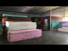 feuilles de mousse d'Eva