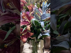 Simulation rétro de style européen, dégradé de couleur, bouquet de lys, fleur de simulation de décoration intérieure