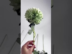 Nouveau fabricant fournit des boules d'oignon à fleurs artificielles en stock pour les fleurs de soie de mariage