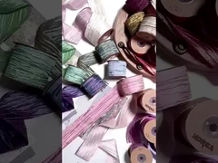 Ceinture à rayures de couleur perle