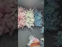 Ciel plein de feuilles, plantes vertes étoilées, fleurs simulées, feuilles d'érable, décoration de mariage, miel