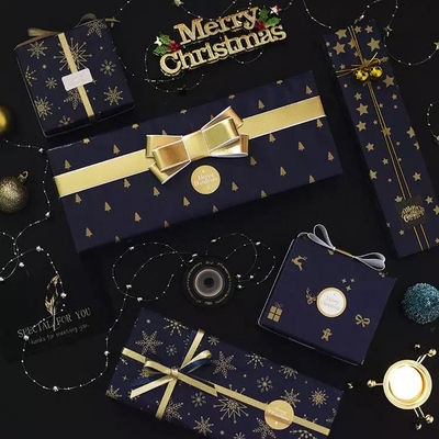 Un bon prix. Rouleaux de papier d'emballage de cadeau de Noël de papier d'emballage de rouleau personnalisé noir blanc classique en ligne