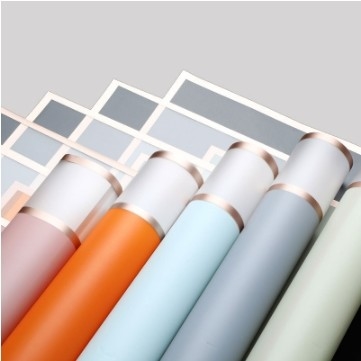 acheter Papeterie d'emballage de film en gelée spatiale simple bordure imperméable à l'eau papier translucide mat bouquet en gros online manufacture