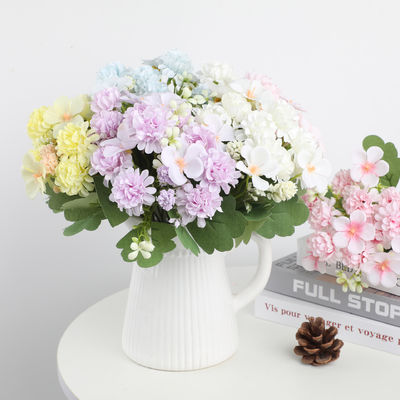acheter Bouquet d'hortensia et de daisy en plastique: un ajout intemporel à votre maison ou à votre événement fabrication en ligne