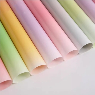 acheter Bonbons aux couleurs dégradées, plastique étanche en verre, papier d'emballage de fleurs, matériel d'emballage de bouquet, fournitures de fleuristerie, livraison directe d'usine online manufacture