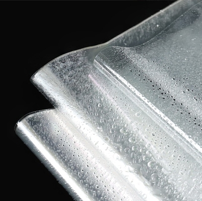 acheter Vente en gros de cellophane transparent résistant à la poussière, papier d'emballage cadeau pour bouquets de fleurs, papier plastique étanche, matériaux d'emballage pour les fleuristes online manufacture