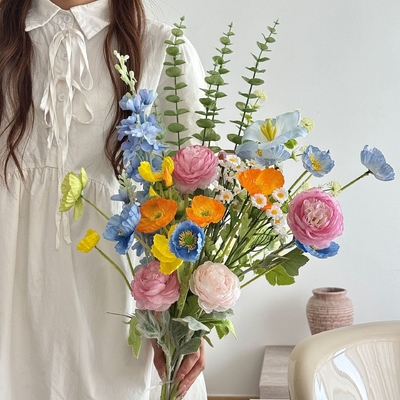 Un bon prix. Boule brodée, rose, fleur simulée, faux bouquet de fleurs, décoration de salon, photographie de la saison des diplômes, accessoires de photographie de bouquet portatifs en ligne