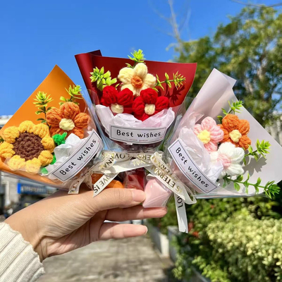 acheter Un mini bouquet de fleurs artificielles en laine est prêt comme cadeau pour votre petite amie pour la fête des enfants le 1er juin online manufacture