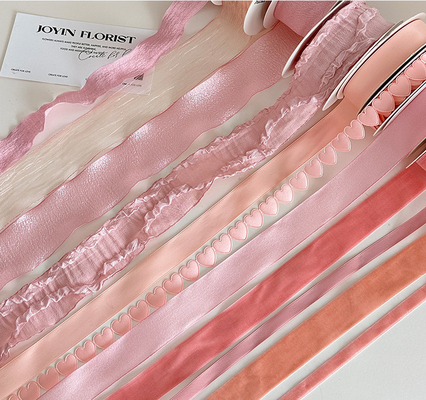 Un bon prix. Série de pêches douces ruban fleur bouquet de la ceinture 2024 Saint-Valentin cuisson bricolage artisanal ruban de tissage floral à la main 2,5 cm Utilisation en ligne
