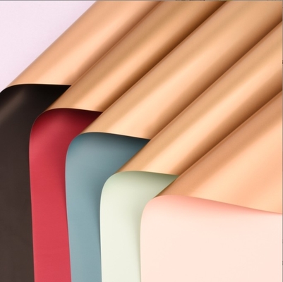 acheter Ventes directes d'usine de série de luxe légère papier doré double face matériaux floraux, papier d'emballage de bouquet de style coréen, papier d'emballage de boutique de fleurs online manufacture