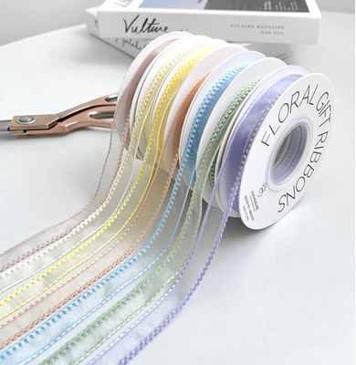 Un bon prix. Coréen Wave Edge Snow Silk Ribbon Emballage floral Matériau bricolage Bouquet de fleurs liant bande décorative avancée en ligne