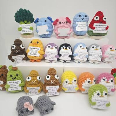 acheter Amigurumi Animal Gift Crochet Toy Plush Doll Crochet Tressé à la main Crochet Bauble Juguette Jouet Soutien émotionnel Carte d'approbation positive fabrication en ligne