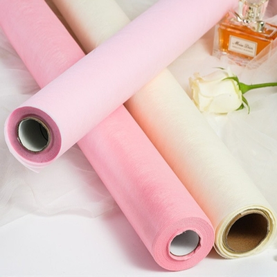 Bon prix 70gsm adapté aux besoins du client a imprimé le papier d'emballage floral pour des fleuristes en ligne