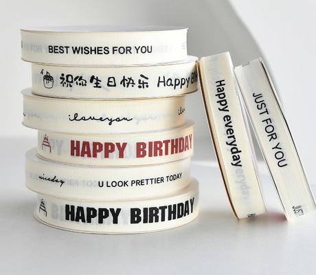 Un bon prix. INS Style Rib Beige Birthday Cake Gift Wrap Ribbon English Bouquet Decoration Ribbon en ligne