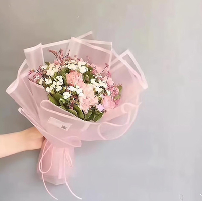 Un bon prix. Papier d'emballage transparent imperméable de Matte Non Woven Tissue Flowers pour le bouquet en ligne