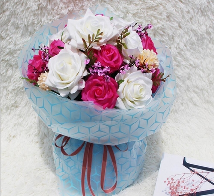 Un bon prix. feuilles de papier d'emballage d'anniversaire de papier de 60gsm emballage 52cm*72cm pour l'emballage cadeau en ligne
