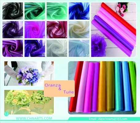 Un bon prix. 100 yards de rouleaux de tules pour diverses applications 20D Nombre de fils 28E Densité en ligne