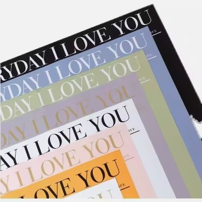 Un bon prix. Cadeaux de Saint-Valentin Pour emballer des fleurs Bouquet personnalisé papier d'emballage en ligne