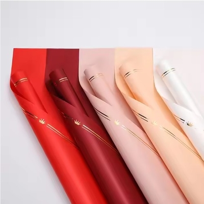 Bon prix 50g de papier d'emballage de fleurs imperméable à l'eau avec motif de couronne en ligne