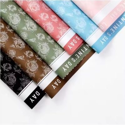 Bon prix Papeterie d'emballage de fleurs imperméable à l'eau 50g à pâte mélangée directe avec design de bouquet imprimé en rose en ligne