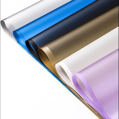 Bon prix Papier d'emballage de bouquet de fleurs en couleur personnalisée de style coréen imperméable à l'eau en ligne