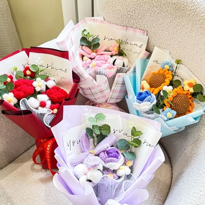 Un bon prix. 520 Bouquet de la fête des mères en laine tricotée Fleurs faites à la main pour la saison des diplômes en ligne