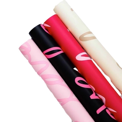 Un bon prix. Papier d'emballage floral imperméable à l'eau 60*30*3 cm pour les fleuristes en ligne