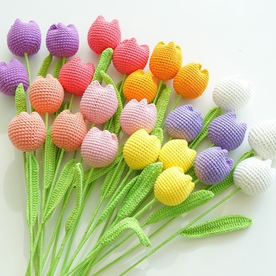Un bon prix. Tulipe à pile tricotée fleur éternelle cadeau floral unique et durable en couleurs multiples en ligne