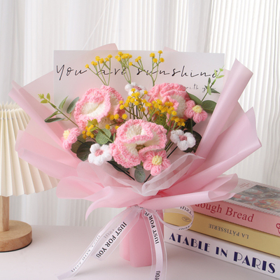 Un bon prix. Bouquet tricoté en laine en couleurs pour le cadeau d'anniversaire de maman en ligne