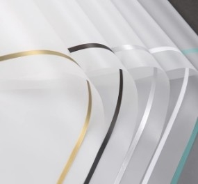 Un bon prix. Papier mat de bordure de style simplifié avec papier d'emballage floral haut de gamme en ligne