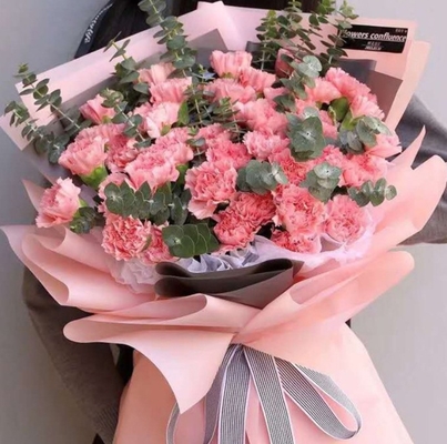 Un bon prix. Papier d'emballage de fleurs en gros, bouquets de fleurs, boules à bulles, papier végétarien coréen décoratif, matériel d'emballage floral imperméable mat et semi-transparent en ligne