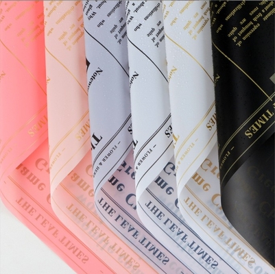 Un bon prix. Journal anglais de style européen, papier de bouquet coréen, matériaux d'emballage de fleurs, boîtes cadeaux à fleurs, papier d'emballage cadeau, papier d'emballage de fleuriste en ligne