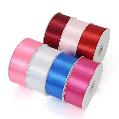 Un bon prix. Fabricant 4cm Ruban rose Ruban de mariage Ruban de fleur gâteau cadeau Emballage Ruban de tissage en gros en ligne