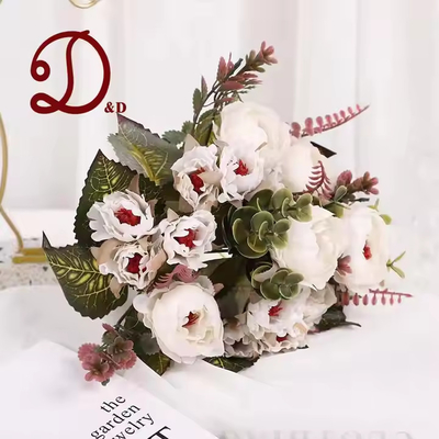 Un bon prix. Vente en gros de plantes à fleurs de rose simulées de mariage en ligne