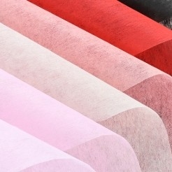 Un bon prix. Papier d'emballage de fleurs en tissu non tissé de couleur unique en ligne
