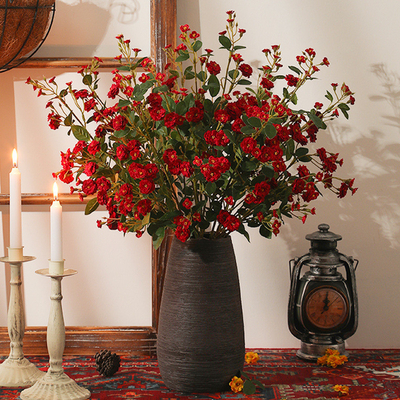 Un bon prix. Simulation de fleur de rose bordure transversale à plusieurs têtes Simulation de fleur Bouquet artificiel Décoration de mariage Portable Faux ornement floral en ligne