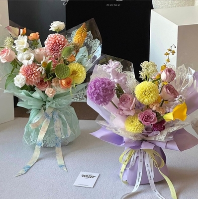 Un bon prix. Flower Love, Journée du peuple, petite dentelle, cellophane, bordure en dentelle, sac à eau, papier à fleurs, boutique de fleurs, matériau d'emballage populaire pour les bouquets en ligne