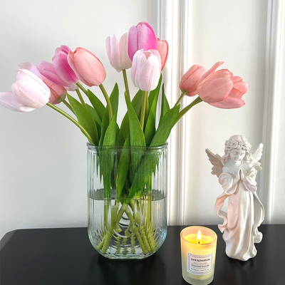 Un bon prix. Tulipes en PU faites à la main Simulation de taille personnalisée de fleurs pour la décoration du salon et les accessoires de photographie en ligne