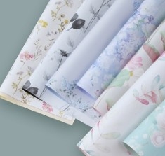 Un bon prix. Papier d'emballage de fleurs à la valse printanière en ligne
