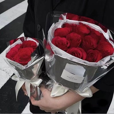 Un bon prix. Papier d'emballage de fleurs en finition miroir, papier argenté brillant, cellophane épaissie imperméable à l'eau, matériaux de bricolage pour bouquets de fleurs et cadeaux en ligne