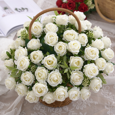 Un bon prix. Petite rose fleurs artificielles, fleurs fausses, matériaux de mariage, décoration de bureau à domicile, accessoires de photographie en ligne