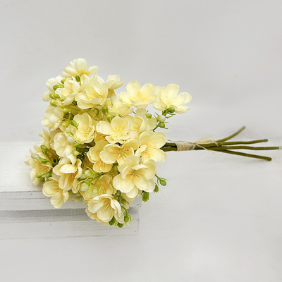 Un bon prix. fleur de jasmin fausse simulation du commerce extérieur fleur chambre à coucher arrangement de fleurs salon petite fleur de jasmin bouquet de fleur de soie fleur artificielle transfrontalière en ligne