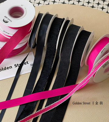 Un bon prix. Couleurs personnalisées  Ruban rose Bouquet de fleurs Bracelet cadeau bricolage Bouclier fleuriste Matériaux floraux en ligne