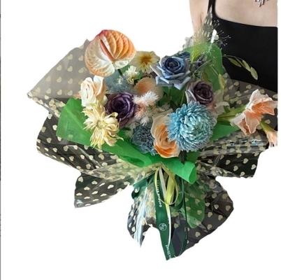 Un bon prix. Yuexin Xiancai opp papier d'emballage de fleurs transparent imperméable à l'eau, papier en verre en forme de cœur papier d'emballage de fleurs, bouquet de fleurs fait à la main en ligne