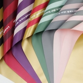Un bon prix. Papier d'emballage de fleurs résistant à l'eau en ligne
