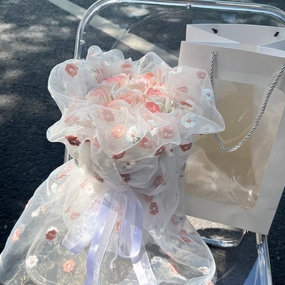 Un bon prix. Bouquet de roses Xiaoxiangfeng, savon à fleurs artificielles, produit fini en fleurs conservées, cadeau d'anniversaire haut de gamme en ligne