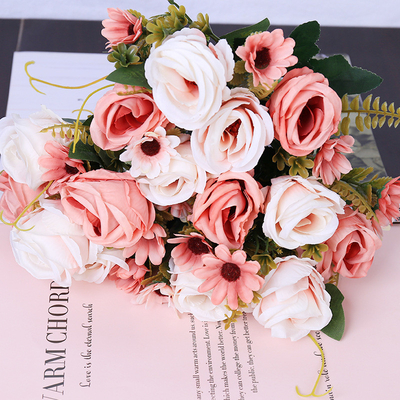 Un bon prix. Simulation de style européen bouquet de mariage en rose à bord roulé, accessoires de photographie de mariage, arrangement floral, décoration intérieure, fleur de simulation en ligne