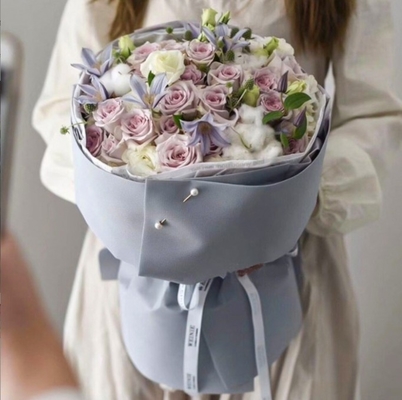 Un bon prix. Papier en relief de style coréen étanche pour papier Kafin Emballage d'art floral 58*58cm Bouquet rond en plastique en ligne