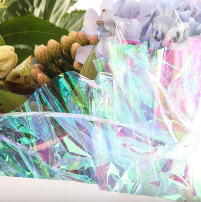 Un bon prix. Papeterie d'emballage de fleuriste Film arc-en-ciel de couleur ferreux étanche Fleurs fraîches cadeaux et beaux bouquets de fleurs en ligne