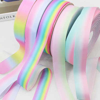 Un bon prix. Ruban à nervures arc-en-ciel en dégradé Transfert de chaleur Impression bricolage Ruban à tête arc-en-ciel Boîte cadeau Emballage Matériau auxiliaire Ruban pour accessoires capillaires en ligne
